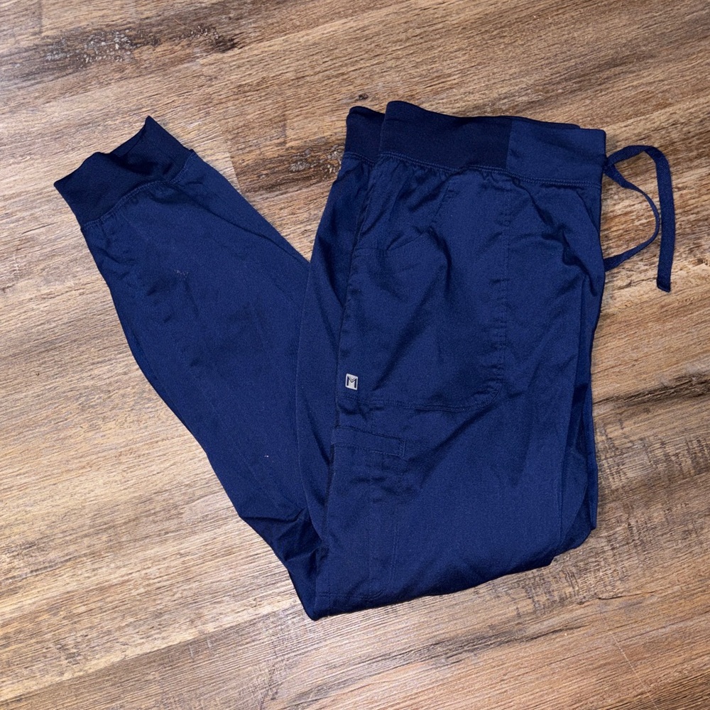 Matrix navy blue jogger scrub pants size XL